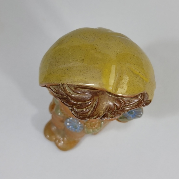 Vtg Little Girl Sitting With Flowers Figure - Picture 6 of 12